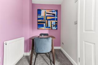 Stylish and Snug Studio - Enfield - 8