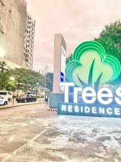 Cozy 1 BR Condo with PS4 at Trees Residences - 3