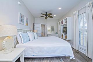"Halekaii 2" Gulf Front Wprivate Pool, Great Location! "Alvacationrentals" - 5