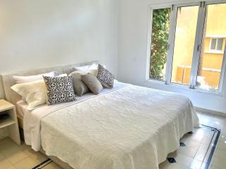 by Calamari Homes - Parque Centenario 202 walled city - Cartagena das Índias - 6