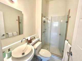by Calamari Homes - Parque Centenario 202 walled city - Cartagena das Índias - 4