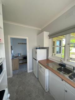 Cottage 32 - Lakes Entrance - 1