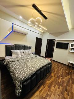 Cherry On Top-Luxe Living in Islamabad's Skyline Elysium - 6
