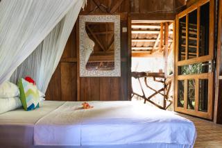Mentawai Surf Camp - Muarasiberut - 1