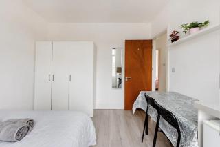 Double Room Edmonton Green, London N9 - Londra - 7