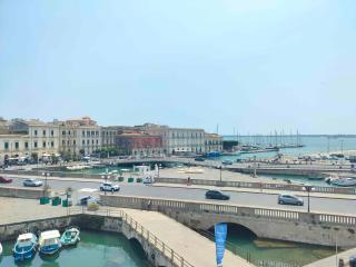 Riva del Forte - 4 Rooms Ortigia's Sea View - 0