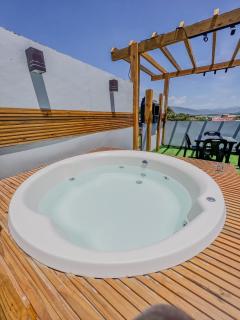 Casa Bela Vista com Jacuzzi, Ar e Vista Paradisíaca na Praia do Rosa - Imbituba - 7