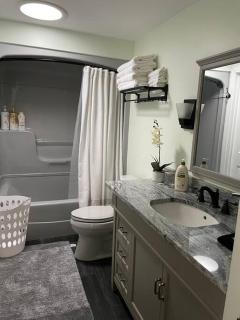 Gorgeous Williamsville Home in Central Location - 5