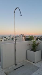 DEPARTAMENTO CENTRICO DE LUJO CON PISCINA Y COCHERA - 6