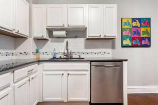 Historic Family Getaway, 5 Star Location, Royal Beds - Kansas City - 2