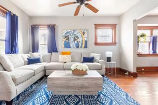 Historic Family Getaway, 5 Star Location, Royal Beds - Kansas City - 0