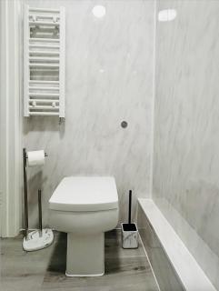 Kensington Studio Gem - London - 1