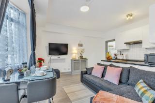 Central London, near, Marble Arch, Oxford Street, Mayfair, One Bedroom Apartment - 2
