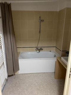 Val d Azur Appartement Plein Centre - Péone - 8
