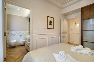 Art Apartment Luxury Ponte Vecchio Suite - Florence - 9
