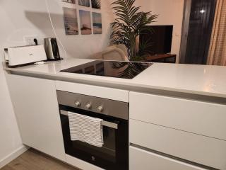 2 bed luxury apt in Estepona, parking & pools - Estepona - 4