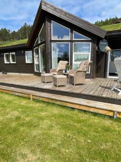 Cabin near Pulpit Rock - 0