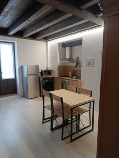 Apartamentos turisticos Ávila Puerta del Puente 1-3 - Ávila - 2