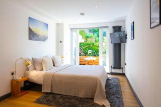 Hidden Retreat with Steam room, KING bed near tube - Londra - 9