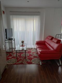 Colchester Town, modern, detached, guest house - 2