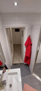 Private room 7m2 with desk & oven - Rheden - 1