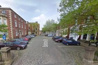 Superking Size City Centre En-Suite Room + Parking - Preston - 2
