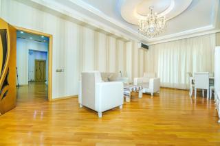 Apartment near Nizami street - Baku - 2