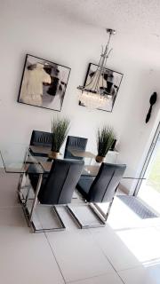 BOOK ME, 3mins Hard Rock Stadium - Miami Gardens - 1