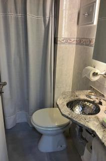 Habitación y baño privado para mujeres en Recoleta - Buenos Aires - 2
