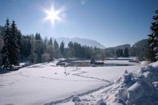 Sachrang: Ferien-Wohnung am See mit Bergblick - Sachrang - 9