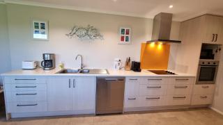 Clarks Beach Getaway - Clarks Beach - 8