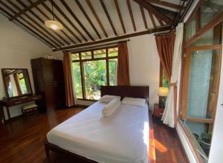The Joglo Villa - Bandung - 4