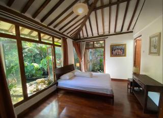 The Joglo Villa - Bandung - 5