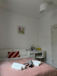 Comfy Private Rooms in Camden Town, Central London - 3
