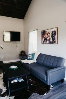 Creed's Cottage at Four Oaks - New Braunfels - 9