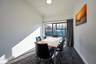 Extremely Central - 2