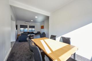Extremely Central - Kaikoura - 1
