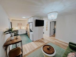 Dreami Stays East Nashville - 2BR Retreat with Cozy Patio and Mini Golf - Nashville - 5