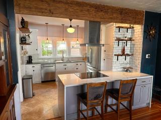 Historic 1905 craftsman - Centralia - 0