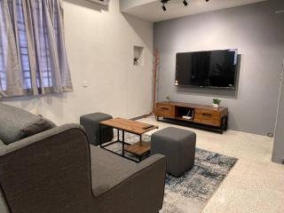Georgetown 15Px V Kids Pool n KTV n Jacuzzi Spa n Pool Table n Trampoline - 8