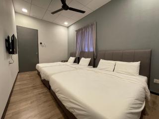 Georgetown 15Px V Kids Pool n KTV n Jacuzzi Spa n Pool Table n Trampoline - Gelugor - 2