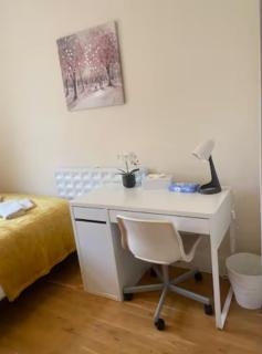 Cosy Private Rooms in Euston Square, Central London - 3