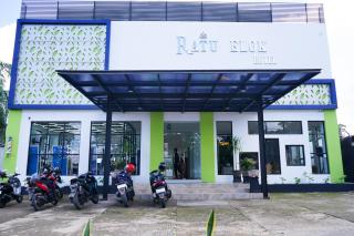 Urbanview Hotel Ratu Elok Syariah Banjarbaru by RedDoorz - Martapura - 3