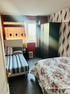 Booking - Clichy - 5