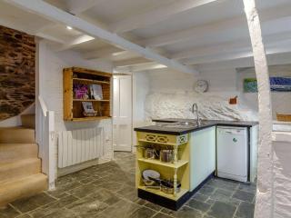 2 Bed in Polruan PC033 - Fowey - 1