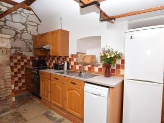 2 Bed in Merstone IC141 - - 8