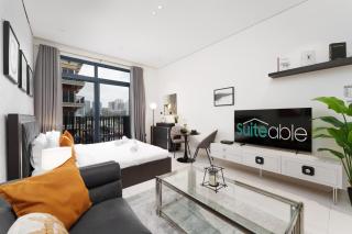 Cozy Studio in Beverly Residence, JVC by Suiteable - Dubai - 0