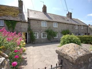 4 Bed in Church Knowle DC125 - Corfe Castle - 1