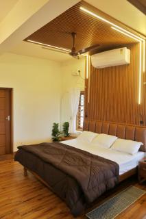 SHORE STORIES - Alleppey - 6