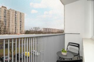 Stylish Two Bedroom Apartment with Parking Near Lake Malta in Poznań by Noclegi Renters - Poznań - 6